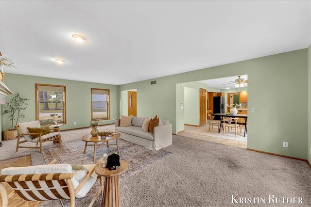 1922 Camrose Court, Wyoming, MI 49519
