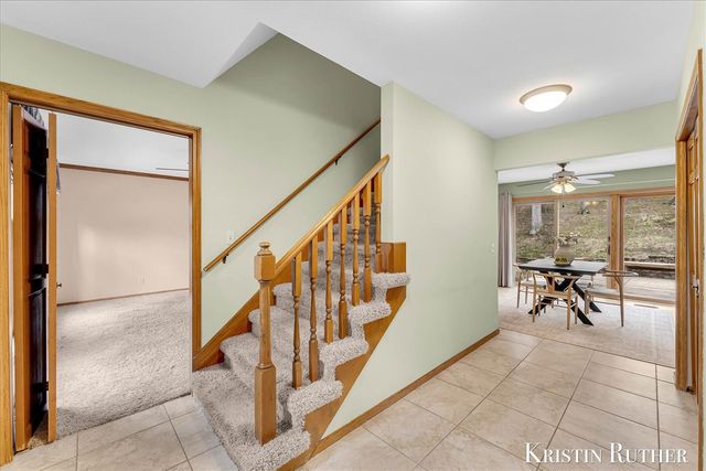 1922 Camrose Court, Wyoming, MI 49519