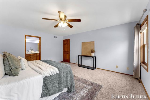 1922 Camrose Court, Wyoming, MI 49519
