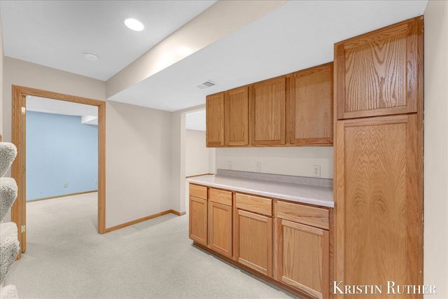 1922 Camrose Court, Wyoming, MI 49519
