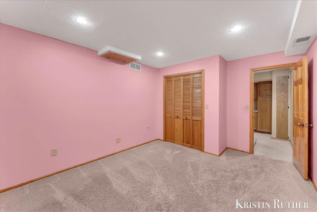 1922 Camrose Court, Wyoming, MI 49519