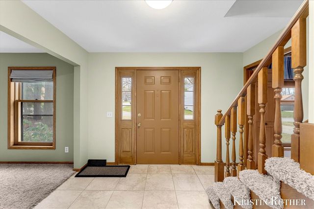 1922 Camrose Court, Wyoming, MI 49519