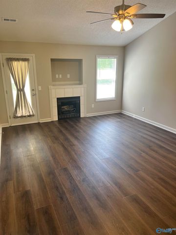 228 Falcon Ridge Drive, Huntsville, AL 35811