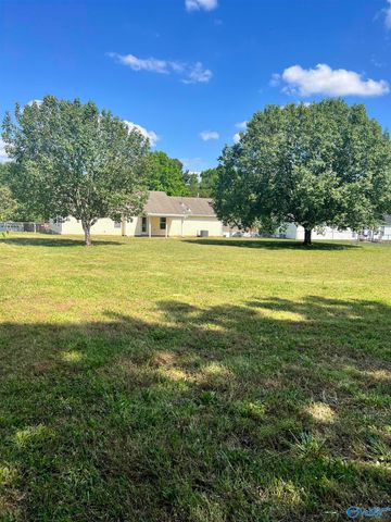 228 Falcon Ridge Drive, Huntsville, AL 35811