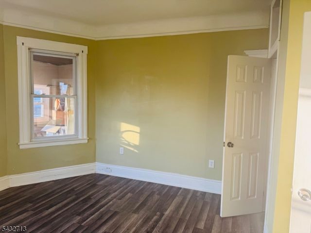 2 Hawthorne Pl, East Orange City, NJ 07018