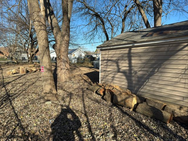 1326 Nippersink Drive, Spring Grove, IL 60081