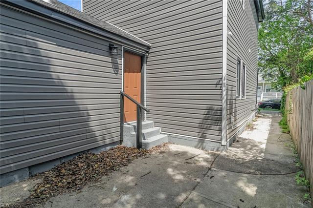 419 Pine AVE, Newport News, VA 23607