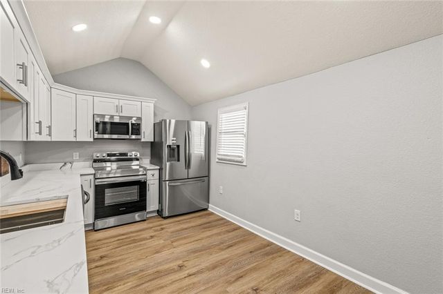 419 Pine AVE, Newport News, VA 23607
