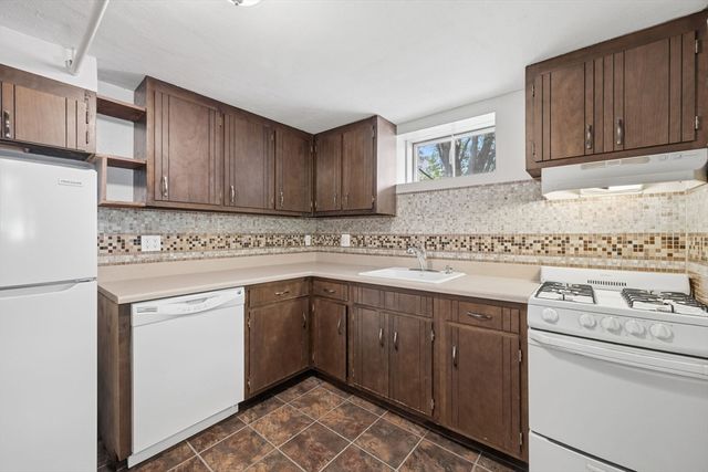 84 Oak Street, Winchester, MA 01890