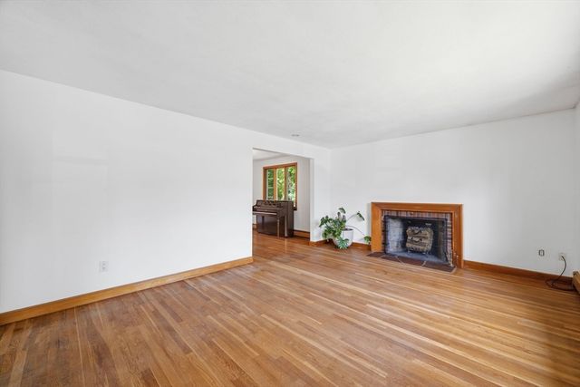 84 Oak Street, Winchester, MA 01890