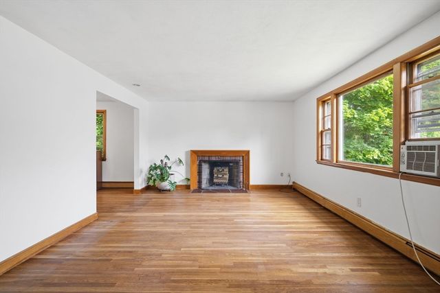 84 Oak Street, Winchester, MA 01890