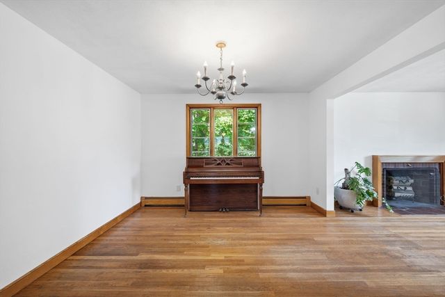 84 Oak Street, Winchester, MA 01890