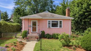 84 Oak Street, Winchester, MA 01890