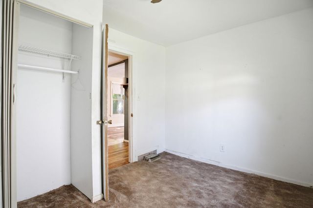 99 Lawson Avenue W, Saint Paul, MN 55117
