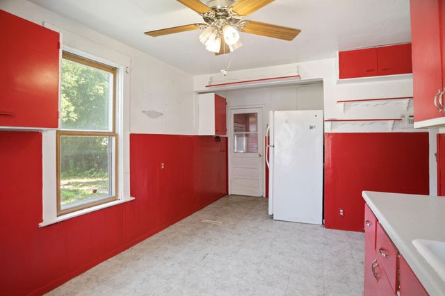 99 Lawson Avenue W, Saint Paul, MN 55117