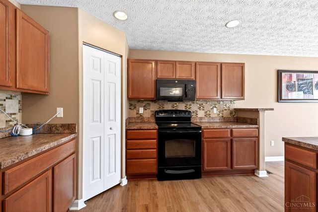 4500 Park Place, St Bernard, OH 45217
