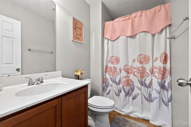4500 Park Place, St Bernard, OH 45217