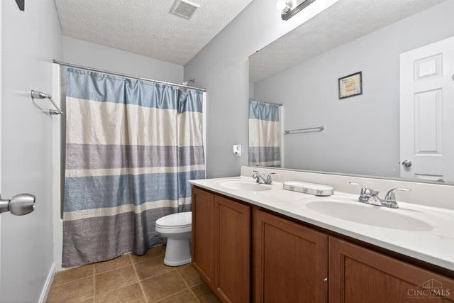 4500 Park Place, St Bernard, OH 45217