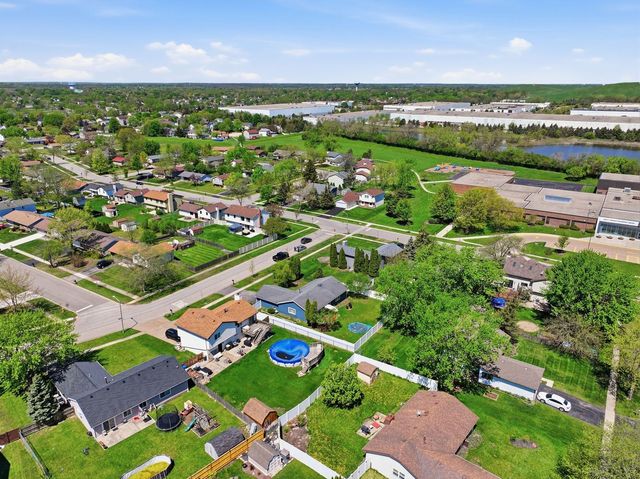 3895 Clipper Drive, Hanover Park, IL 60133
