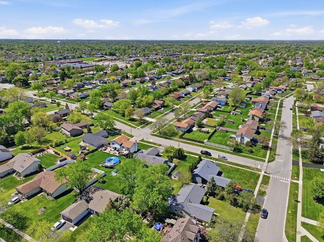 3895 Clipper Drive, Hanover Park, IL 60133