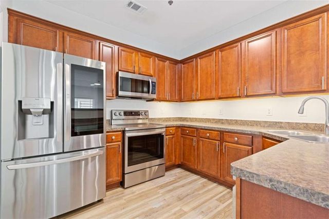 126 Wellbrook Court, Conyers, GA 30012