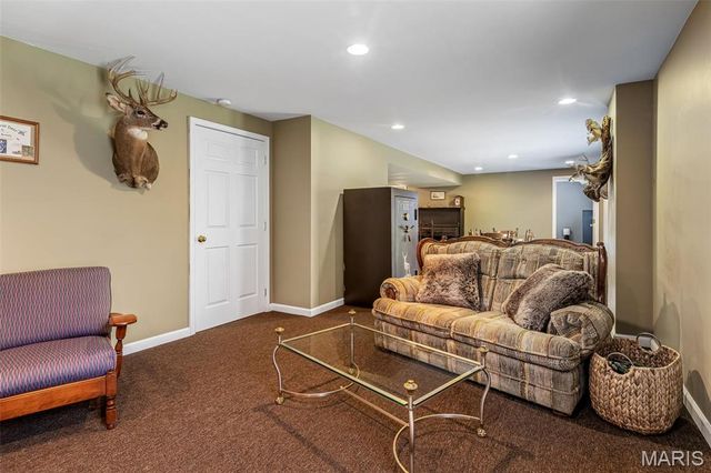 8007 Engleford Road, Dittmer, MO 63023