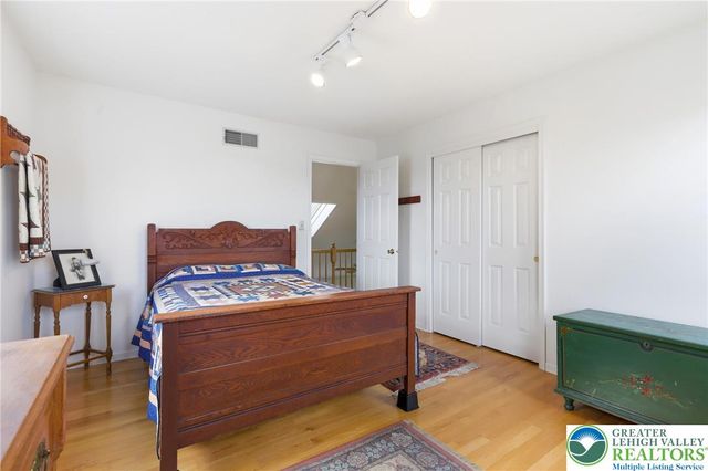 59 West High Street, Nazareth Boro, PA 18064