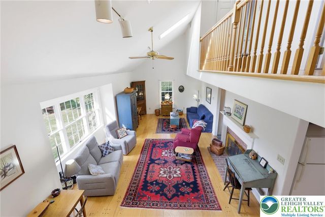 59 West High Street, Nazareth Boro, PA 18064