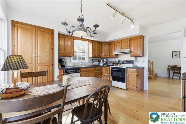 59 West High Street, Nazareth Boro, PA 18064