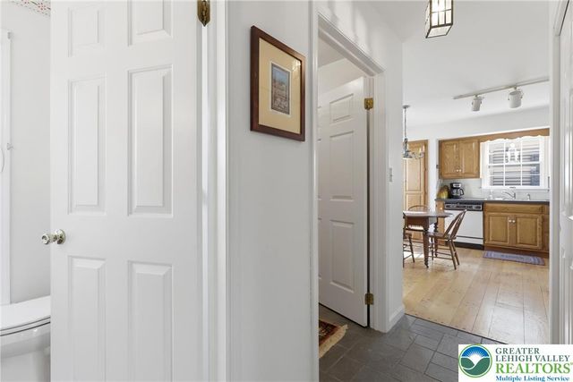 59 West High Street, Nazareth Boro, PA 18064