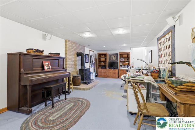 59 West High Street, Nazareth Boro, PA 18064