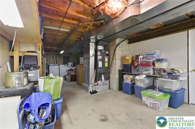 59 West High Street, Nazareth Boro, PA 18064