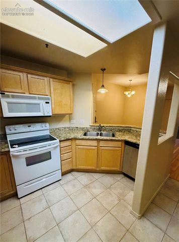 175 W Cheyenne Road, Colorado Springs, CO 80906