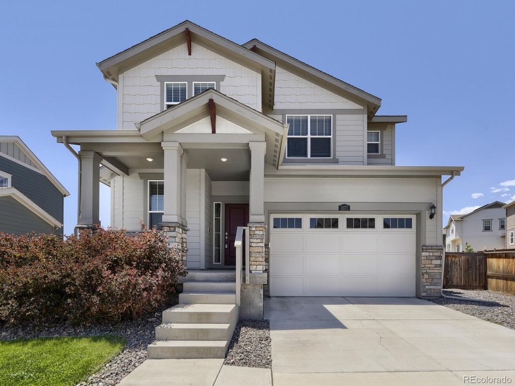 1071 Black Saddle St, Elizabeth, CO 80107