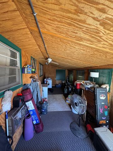 915 E 9th St, Colorado City, TX 79512