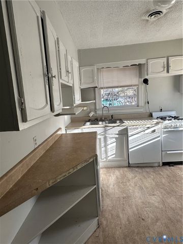 1607 W Cary St, Richmond, VA 23220