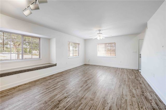 14718 Naimisha Loop, Spring Hill, FL 34609