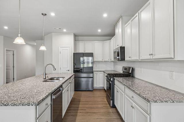 308 Grassy Glen Dr, Gallatin, TN 37066
