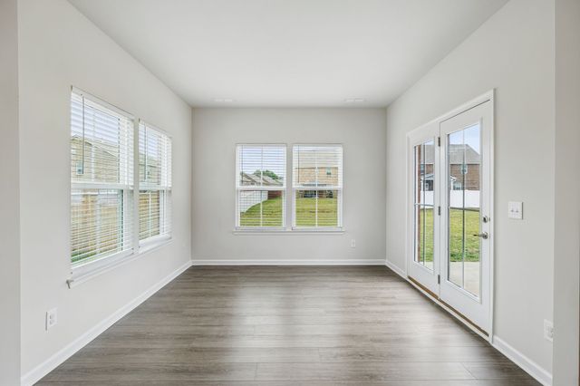308 Grassy Glen Dr, Gallatin, TN 37066