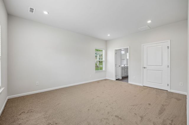 308 Grassy Glen Dr, Gallatin, TN 37066