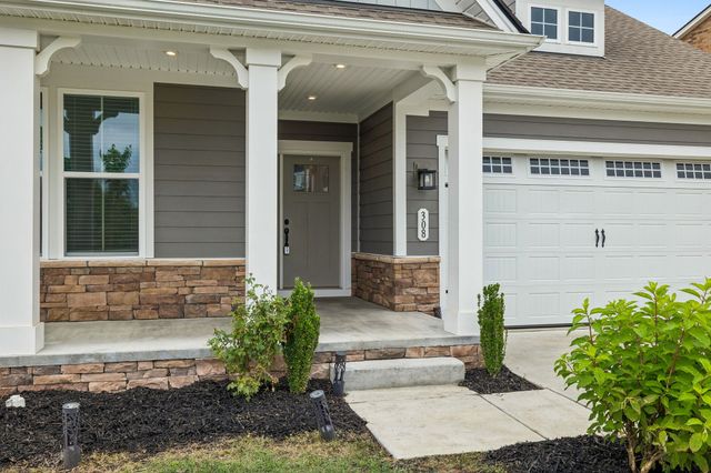 308 Grassy Glen Dr, Gallatin, TN 37066