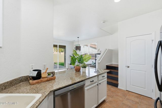 17262 W TARA Lane, Surprise, AZ 85388