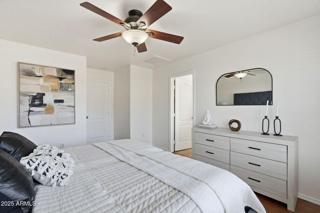 17262 W TARA Lane, Surprise, AZ 85388