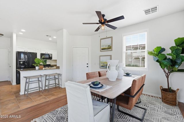 17262 W TARA Lane, Surprise, AZ 85388