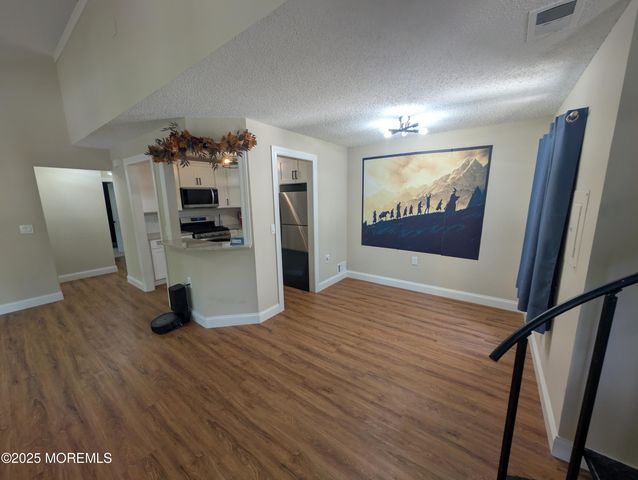 101 Begonia Court, Jackson, NJ 08527