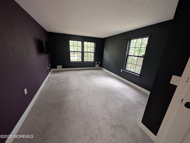 101 Begonia Court, Jackson, NJ 08527