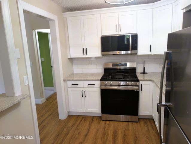 101 Begonia Court, Jackson, NJ 08527