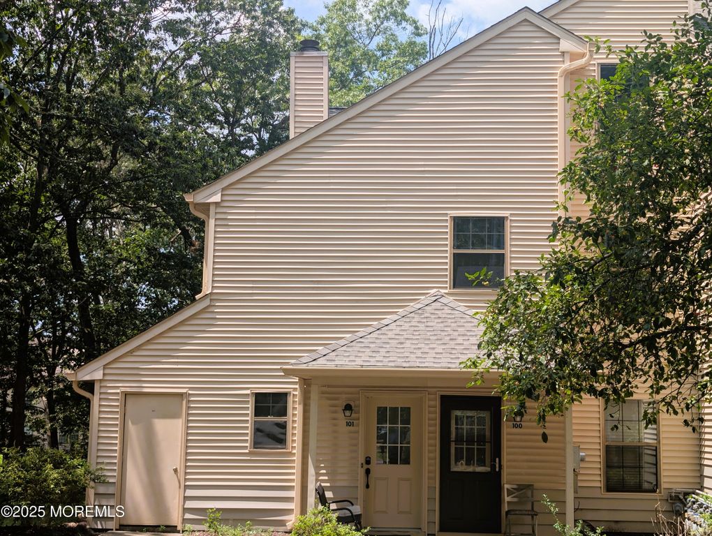 101 Begonia Court, Jackson, NJ 08527