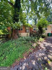 2716 Whites Mill Road, Decatur, GA 30034