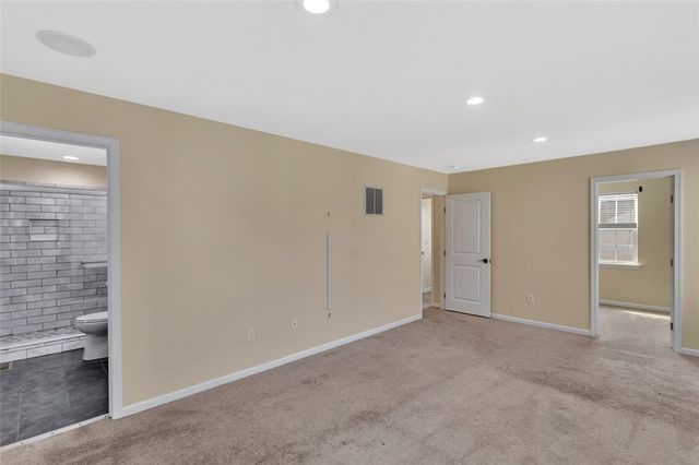 1113 Towervue Dr, Baldwin Boro, PA 15227